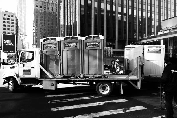 Best Construction site porta potty rental  in Crescent City, FL