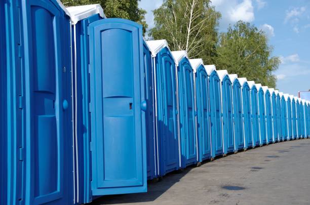 Best Portable bathroom rental  in Crescent City, FL